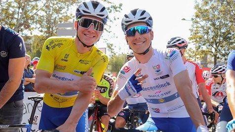 Remco Evenepoel e João Almeida em 2019 na Volta ao Algarve. Foto: Record